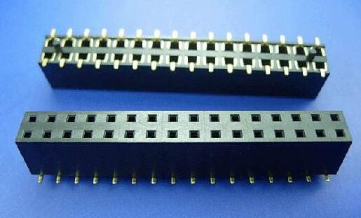 注重研發排母連接也技術先行 排母"注重研發排母連接也技術先行"/